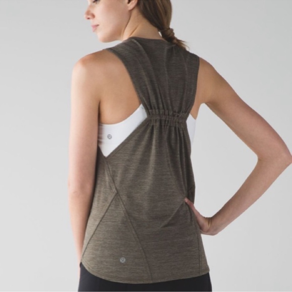 Lululemon In A Cinch Tank Heathered Fatigue Green Tank - Picture 2 of 7
